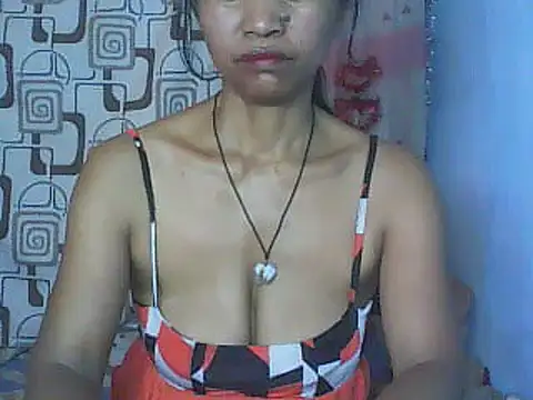 Snapshot of nene_belle chatting on 28, 3, 2026 nene belle online show from 28, 3, 2026