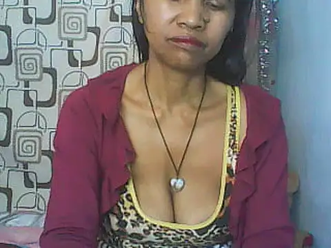 Snapshot of nene_belle chatting on 13, 6, 2026 nene belle online show from 13, 6, 2026