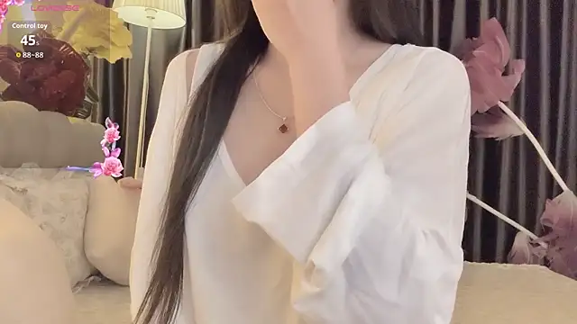 Snapshot of Nacy-Moonlight chatting on 28, 11, 2025 Nacy-Moonlight online show from 28, 11, 2025