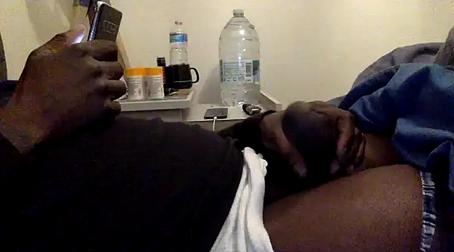 Snapshot of bigblackdick8inc chatting on 8, 2, 2025 bigblackdick8inc online show from 8, 2, 2025