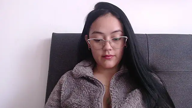 Snapshot of Alisha_99 chatting on 4, 2, 2026 Alisha 99 online show from 4, 2, 2026
