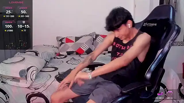 Snapshot of cute_diego_ chatting on 18, 10, 2025 cute diego online show from 18, 10, 2025