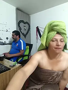 hotandfierylatinos2023 online show from 15, 9, 2025