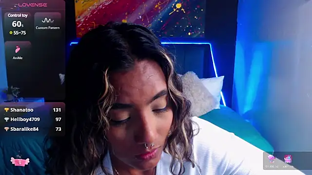 megan collins96 online show from 10, 3, 2025