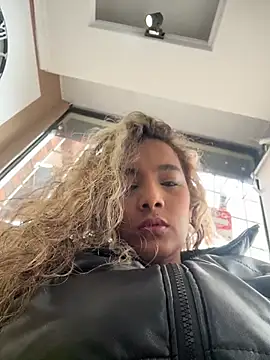 Snapshot of megan_collins96 chatting on 14, 7, 2026 megan collins96 online show from 14, 7, 2026
