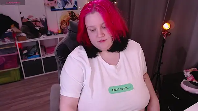 lissamuff online show from 7, 3, 2025