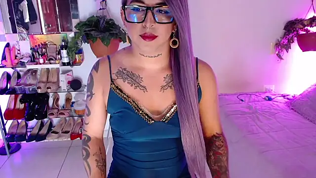 Snapshot of Laveneno_ortiz07 chatting on 3, 5, 2026 Laveneno ortiz07 online show from 3, 5, 2026