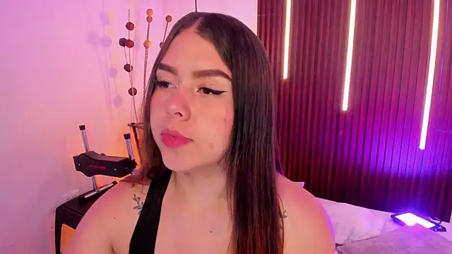 Snapshot of ArianaBaker chatting on 20, 4, 2026 ArianaBaker online show from 20, 4, 2026