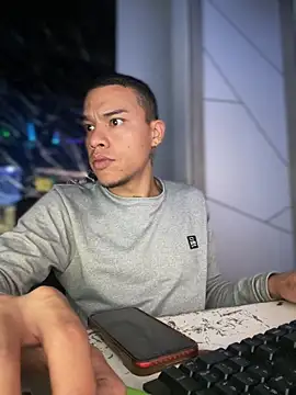 Osiiriis online show from 24, 2, 2025