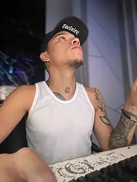 Osiiriis online show from 25, 2, 2025