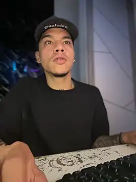 Osiiriis online show from 28, 2, 2025