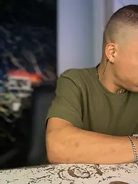 Osiiriis online show from 5, 3, 2025