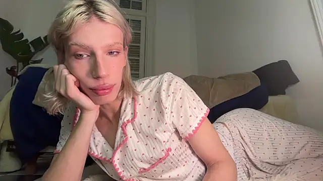 AliceSnowCatt online show from 19, 7, 2026