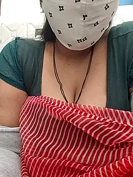 Snapshot of Archna-ji chatting on 25, 2, 2025 Archna-ji online show from 25, 2, 2025