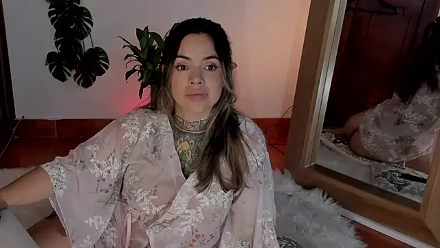 yandracelisofficial online show from 25, 2, 2025