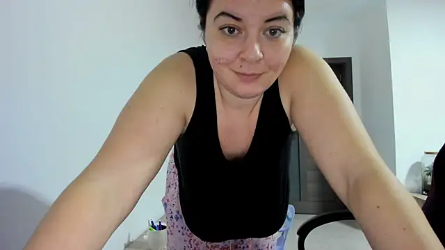 Snapshot of amiraisa11 chatting on 10, 1, 2025 amiraisa11 online show from 10, 1, 2025
