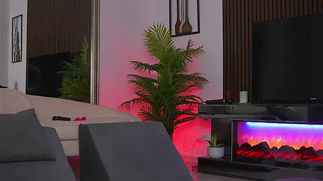 Snapshot of VanessaSimon chatting on 23, 7, 2026 VanessaSimon online show from 23, 7, 2026