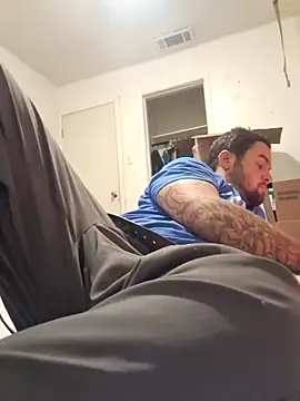 Snapshot of Tattedrebel812 chatting on 8, 12, 2024 Tattedrebel812 online show from 8, 12, 2024