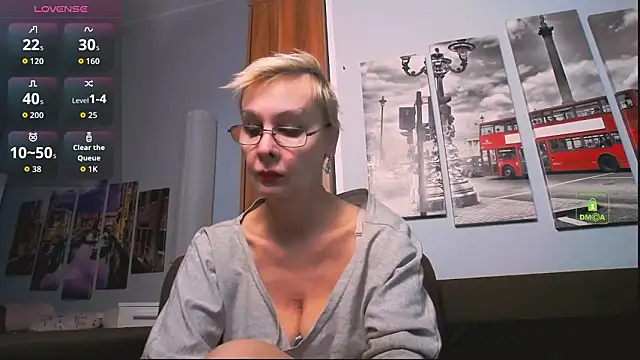 Snapshot of HelgaHimmell chatting on 7, 3, 2026 HelgaHimmell online show from 7, 3, 2026