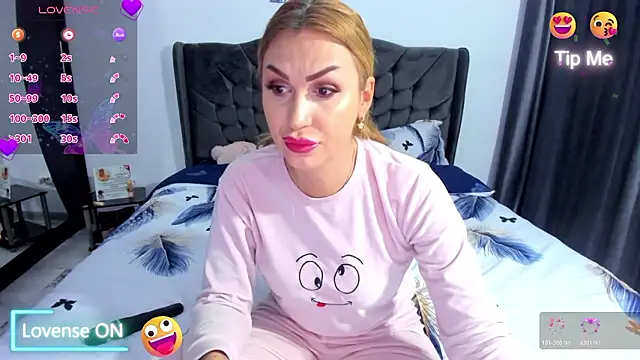 Snapshot of GlossyDiamondX chatting on 14, 3, 2026 GlossyDiamondX online show from 14, 3, 2026