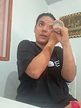 Sophie-hatter online show from 11, 11, 2025