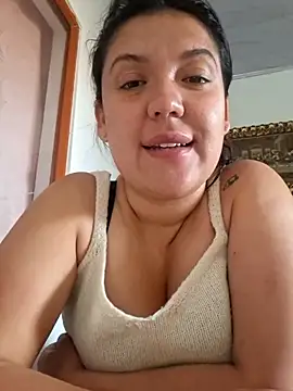 Snapshot of Sophie-hatter chatting on 15, 6, 2026 Sophie-hatter online show from 15, 6, 2026