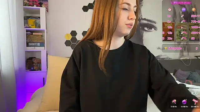 LinaWitch online show from 3, 2, 2025