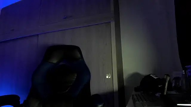 male pussy online show from 4, 12, 2025