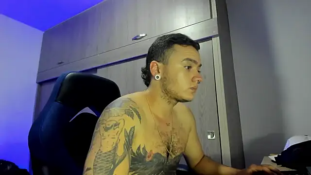 Snapshot of male_pussy chatting on 10, 2, 2026 male pussy online show from 10, 2, 2026