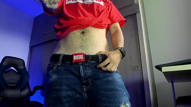 Snapshot of male_pussy chatting on 21, 2, 2026 male pussy online show from 21, 2, 2026