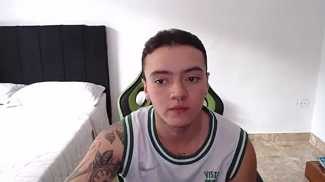 Snapshot of male_pussy chatting on 22, 2, 2026 male pussy online show from 22, 2, 2026