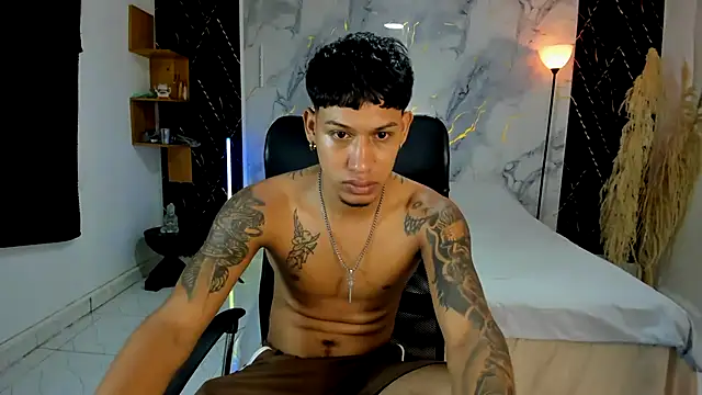 Snapshot of slim_master12 chatting on 18, 5, 2026 slim master12 online show from 18, 5, 2026