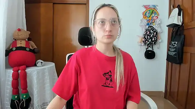 Adele johnsonn1 online show from 22, 5, 2026