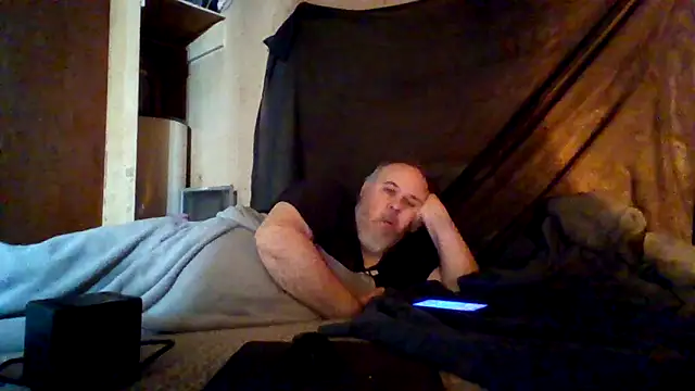 Nightshade7712 online show from 11, 2, 2026