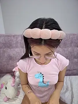 Bonniepark online show from 12, 3, 2026