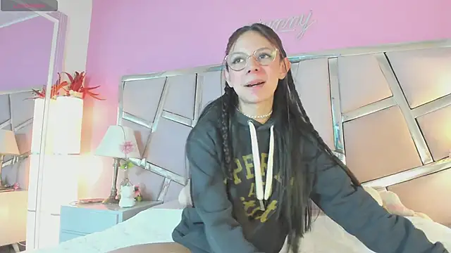 Bonniepark online show from 14, 4, 2026