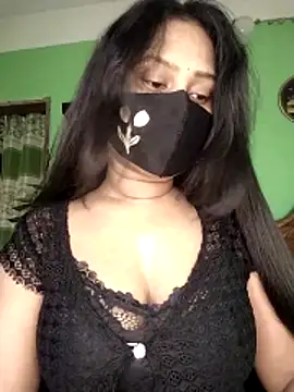 Idhika Paul online show from 31, 3, 2026