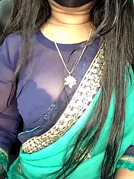 Idhika Paul online show from 9, 4, 2026