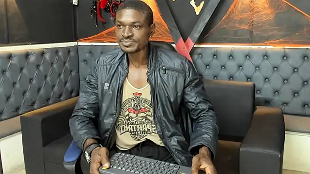 Snapshot of Terrance_z chatting on 19, 10, 2025 Terrance z online show from 19, 10, 2025