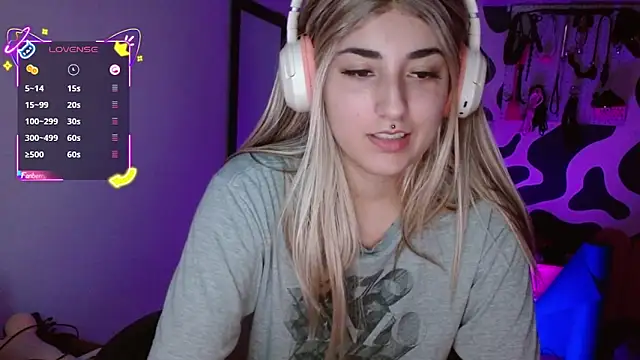 Snapshot of hi_elora chatting on 28, 3, 2026 hi elora online show from 28, 3, 2026