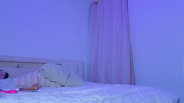 kamila french online show from 1, 6, 2026
