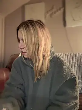 blondebitch2 online show from 2, 2, 2025