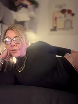 blondebitch2 online show from 5, 1, 2026