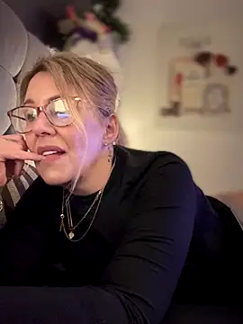 blondebitch2 online show from 6, 1, 2026