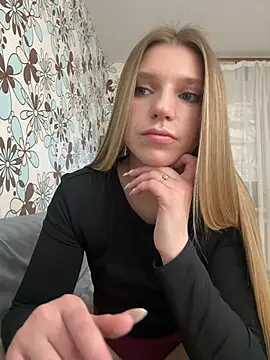 Snapshot of adel_secret chatting on 20, 3, 2026 adel secret online show from 20, 3, 2026
