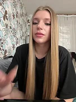 Snapshot of adel_secret chatting on 8, 4, 2026 adel secret online show from 8, 4, 2026