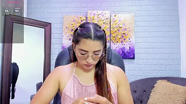  LaraMom  online show from 19, 11, 2025