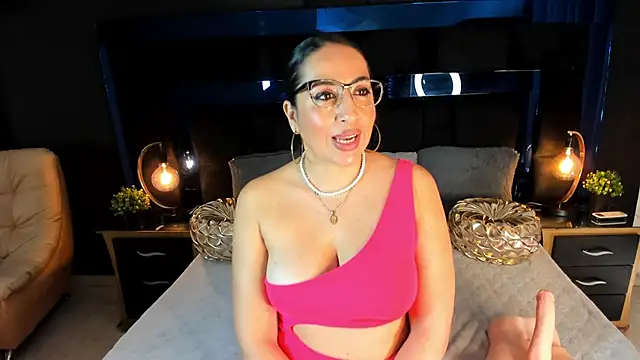 MayraVegas online show from 15, 12, 2024