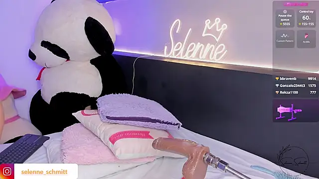 selenne schmitt online show from 28, 2, 2025