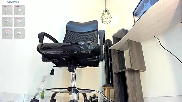 victoria Christie online show from 17, 9, 2025